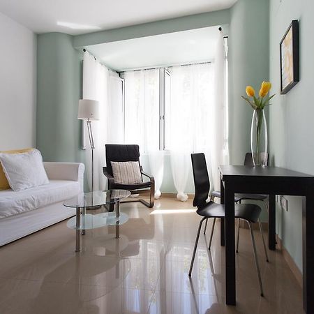 Apartamentos Edificio Constitucion Севиля Стая снимка