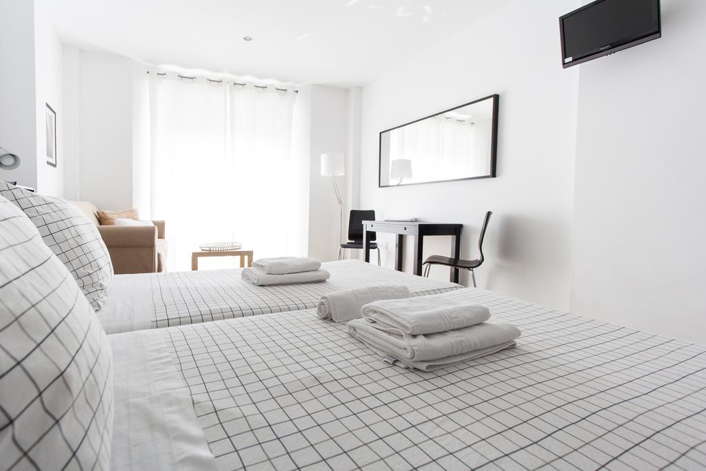 Apartamentos Edificio Constitucion Севиля Стая снимка