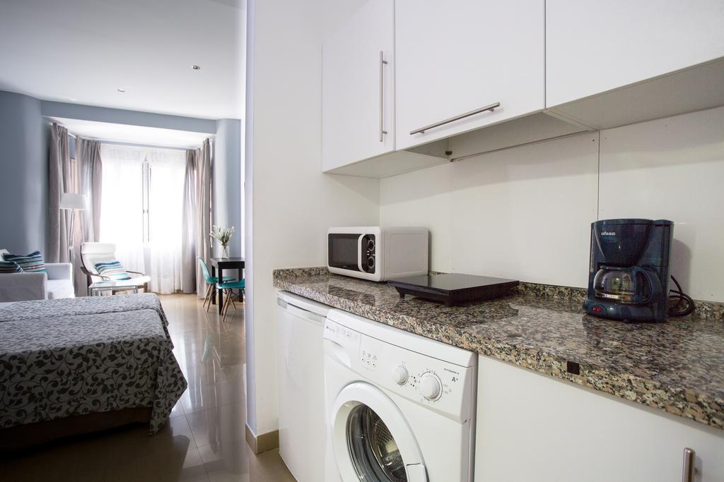 Apartamentos Edificio Constitucion Севиля Стая снимка